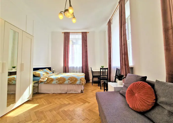 J&W Apartments ŚwiętojańskaPensjonat